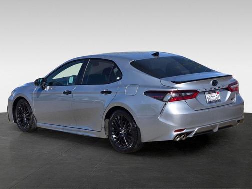 2022 Toyota Camry Nightshade Edition Hybrid