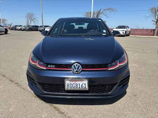 2018 Volkswagen Golf GTI 2.0T S 4-Door