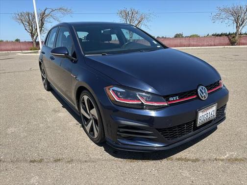 2018 Volkswagen Golf GTI 2.0T S 4-Door