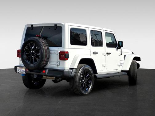 2022 Jeep Wrangler Unlimited 4xe Sahara
