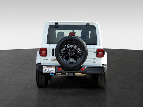 2022 Jeep Wrangler Unlimited 4xe Sahara