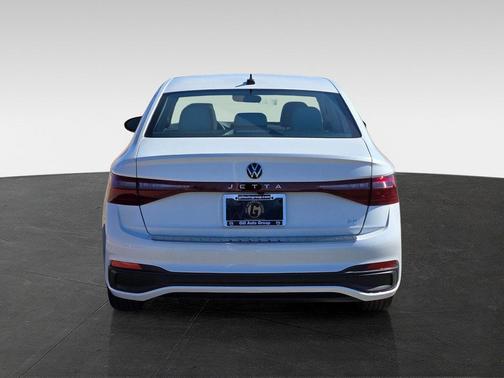 2026 Volkswagen Jetta 1.4T SE