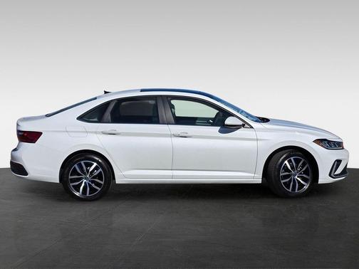 2026 Volkswagen Jetta 1.4T SE