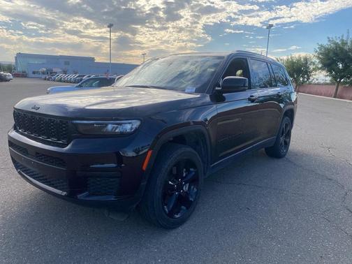 2023 Jeep Grand Cherokee L Altitude