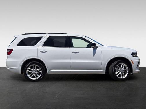 White Knuckle Clearcoat 2025 Dodge Durango GT Plus