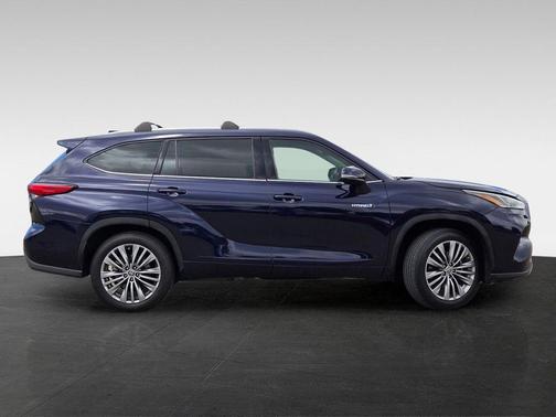 Blueprint 2021 Toyota Highlander Hybrid Platinum