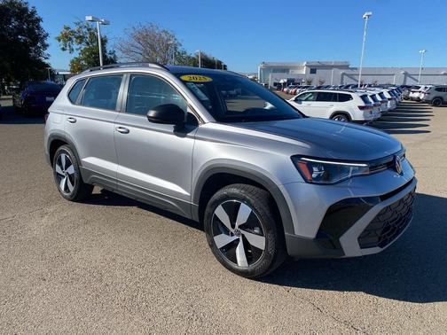 2025 Volkswagen Taos 1.5T S