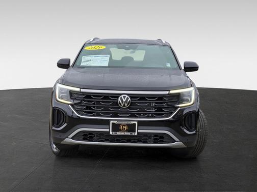 2026 Volkswagen Atlas Cross Sport 2.0T SEL