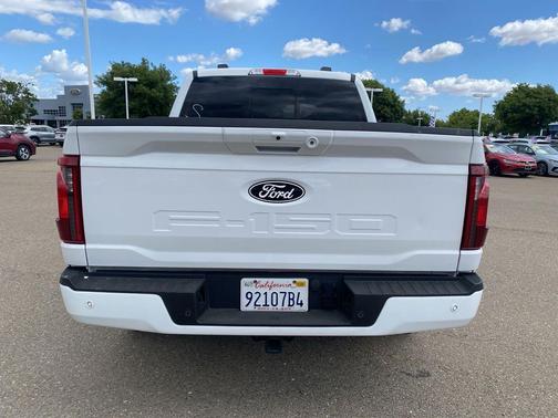 OXFORD WHITE 2024 Ford F-150 XLT
