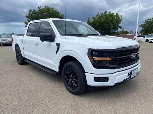 OXFORD WHITE 2024 Ford F-150 XLT