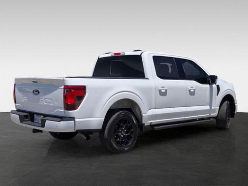 OXFORD WHITE 2024 Ford F-150 XLT