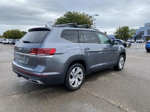 2022 Volkswagen Atlas 3.6L SE w/Technology