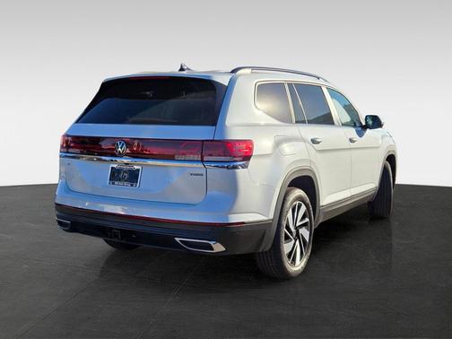 2026 Volkswagen Atlas 2.0T SE w/Technology 4MOTION