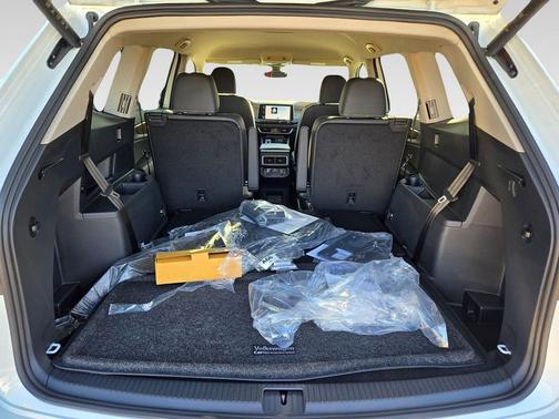2026 Volkswagen Atlas 2.0T SE w/Technology 4MOTION