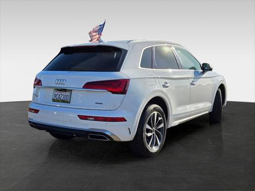 2022 Audi Q5 45 S line Premium Plus
