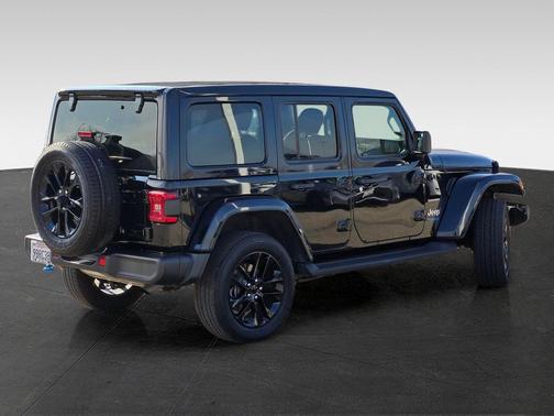 2022 Jeep Wrangler Unlimited 4xe Sahara