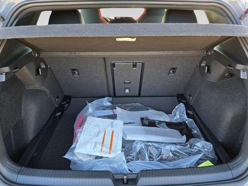 2025 Volkswagen Golf GTI 2.0T SE DSG