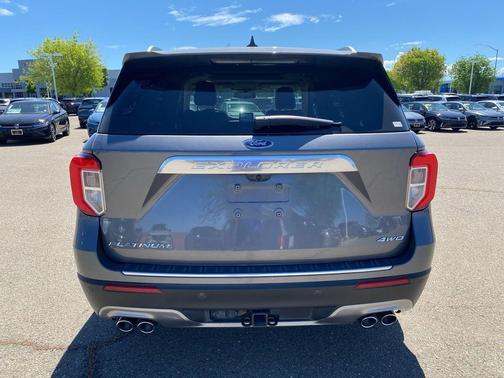 CARBONIZED GRAY METALLIC 2021 Ford Explorer Platinum