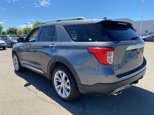 CARBONIZED GRAY METALLIC 2021 Ford Explorer Platinum