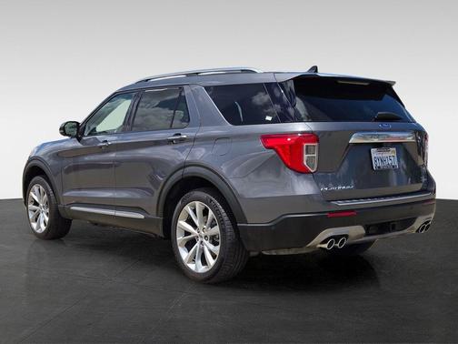 CARBONIZED GRAY METALLIC 2021 Ford Explorer Platinum