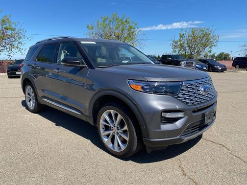 CARBONIZED GRAY METALLIC 2021 Ford Explorer Platinum