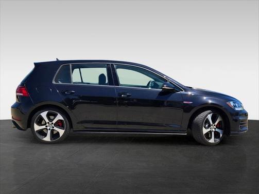 2019 Volkswagen Golf GTI 2.0T S 4-Door