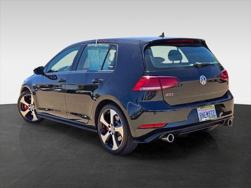 2019 Volkswagen Golf GTI 2.0T S 4-Door