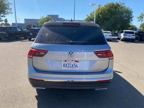 2021 Volkswagen Tiguan 2.0T SE