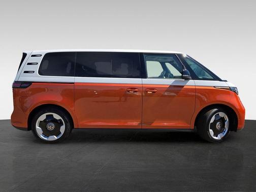 2025 Volkswagen ID. Buzz Pro S Plus