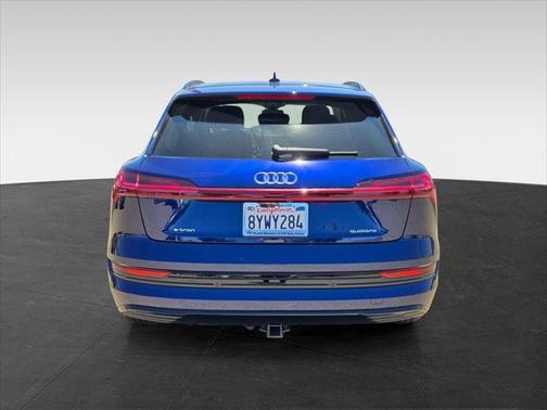 2021 Audi e-tron Premium Plus