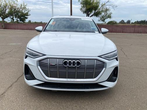 2022 Audi e-tron Sportback S line Premium Plus