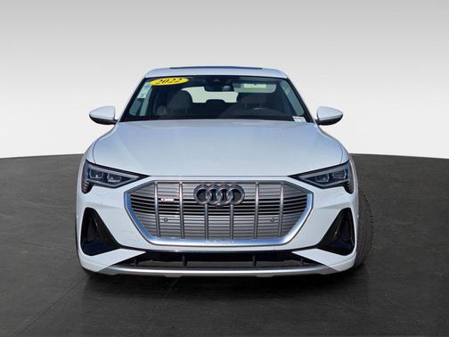 2022 Audi e-tron Sportback S line Premium Plus