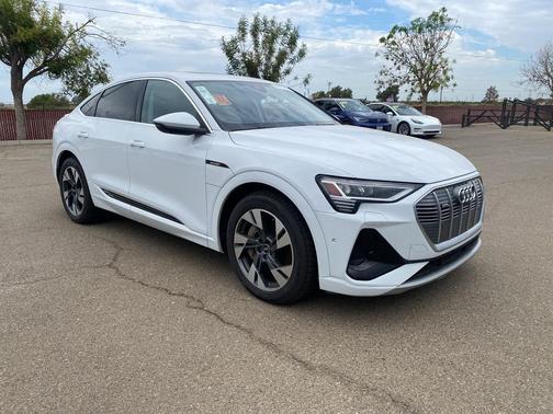 2022 Audi e-tron Sportback S line Premium Plus