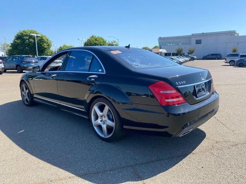 Black 2013 Mercedes-Benz S-Class S 550