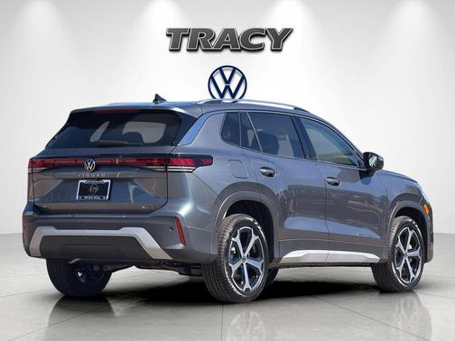 Platinum Gray Metallic 2026 Volkswagen Tiguan 2.0T SE 4MOTION