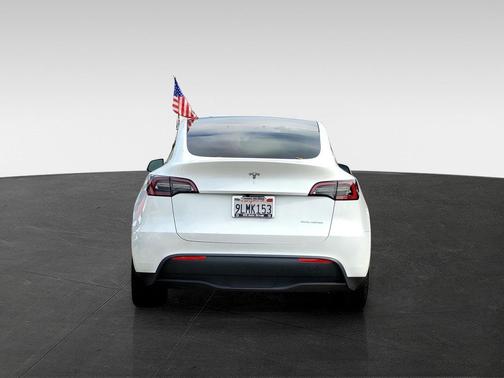 2024 Tesla Model Y Long Range Dual Motor All-Wheel Drive