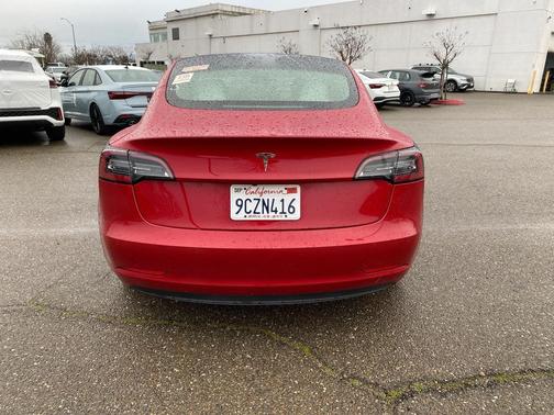 2022 Tesla Model 3 Standard Range