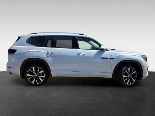 2026 Volkswagen Atlas 2.0T SEL Premium R-Line 4MOTION