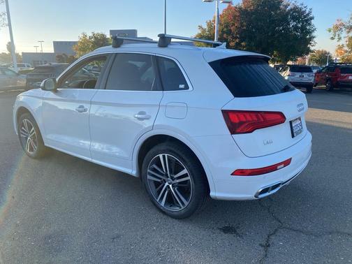 2020 Audi Q5 Premium Plus 55 TFSI e quattro S tronic