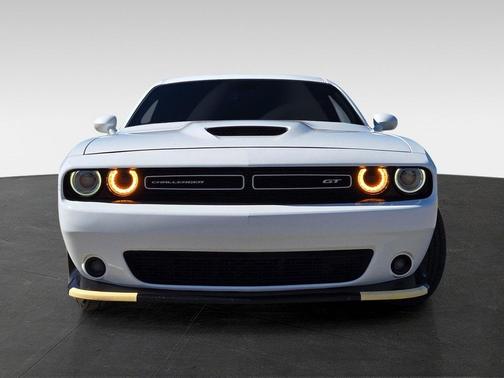 White Knuckle Clearcoat 2022 Dodge Challenger GT