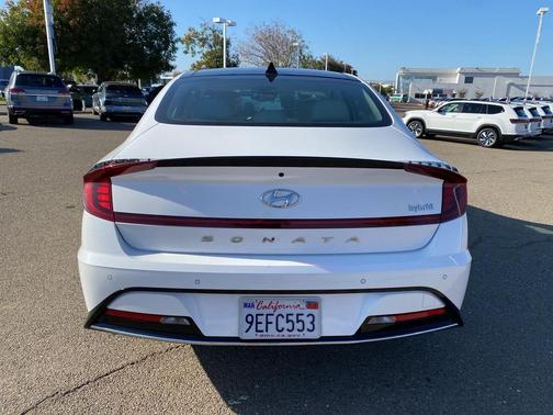 2023 Hyundai SONATA Hybrid Limited