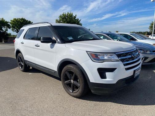 Oxford White 2019 Ford Explorer Base
