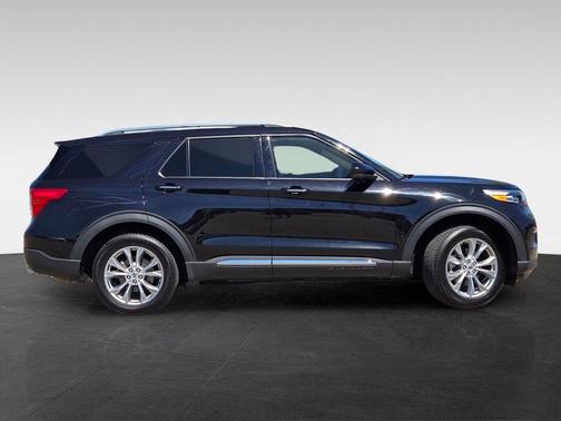 AGATE BLACK METALLIC 2024 Ford Explorer Limited