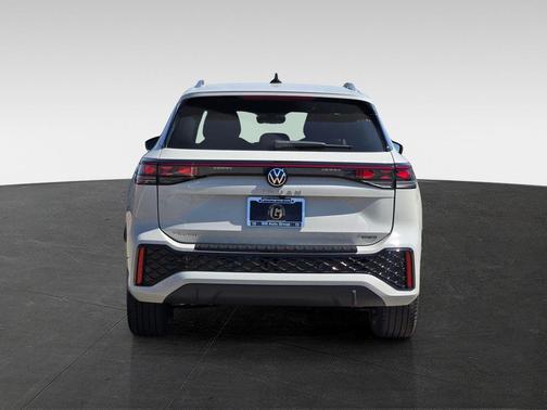 sandstone 2026 Volkswagen Tiguan 2.0T SEL R-Line 4MOTION