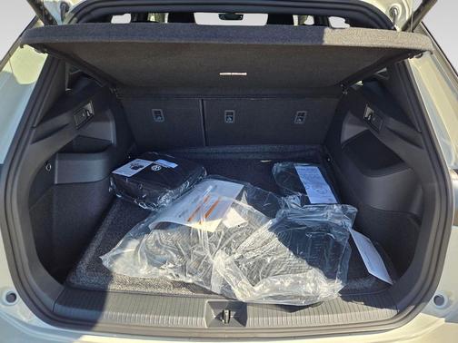 sandstone 2026 Volkswagen Tiguan 2.0T SEL R-Line 4MOTION