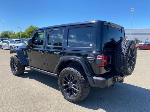 Black Clearcoat 2025 Jeep Wrangler 4xe Sahara
