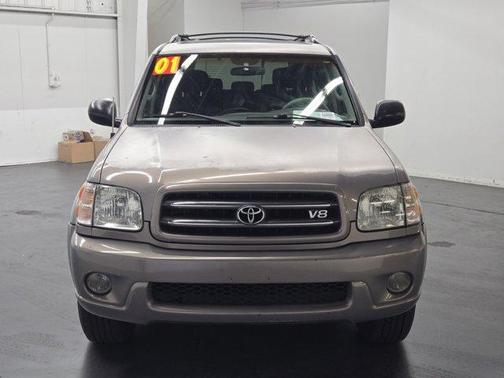 2001 Toyota Sequoia Limited