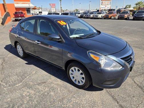 2016 Nissan Versa 1.6 SV