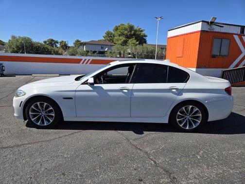 2015 BMW 528 i