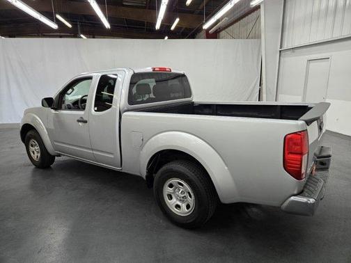 2013 Nissan Frontier S